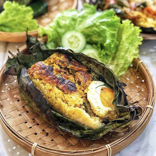 Nasi Bakar Telur Asin