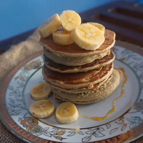 Pancake Oatmeal dan Pisang