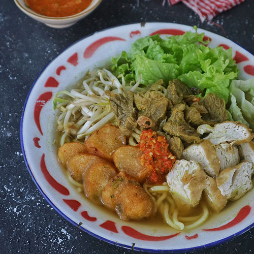 Tahu Campur
