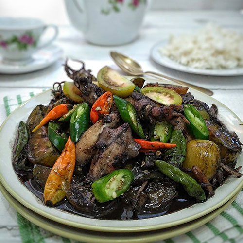 Tumis Cumi Hitam